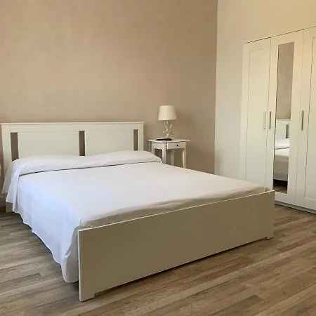 Giuseppina Nocleg ze śniadaniem Terracina