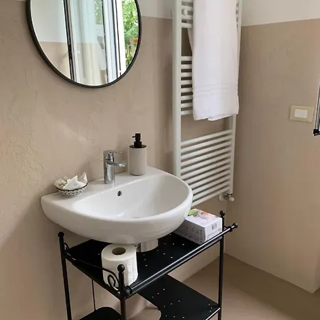 Giuseppina Nocleg ze śniadaniem 3*