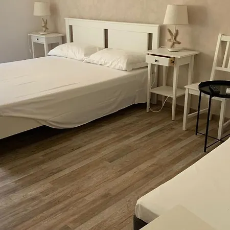 Giuseppina Nocleg ze śniadaniem 3*